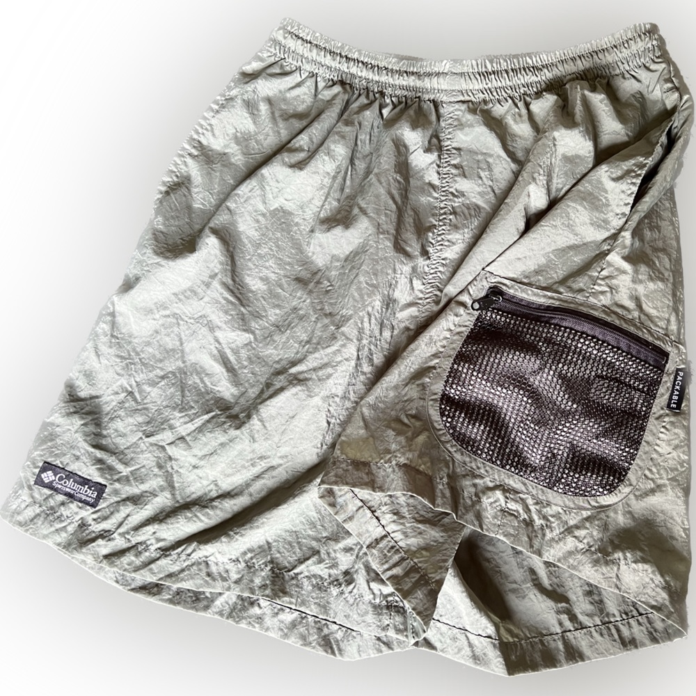 Men’s Vintage Columbia Olive Green Nylon Shorts Size M